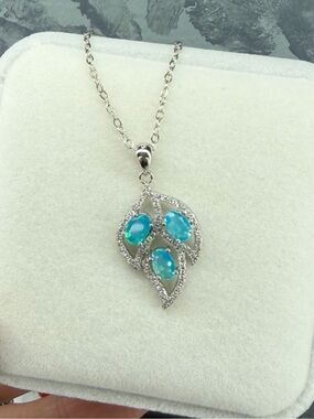 Vibrant 925 Sterling Silver Genuine Blue Fire Opal Leaf Pendant Necklace 18”